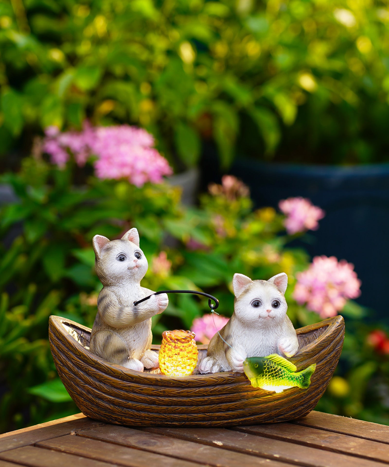 Nacome Cat Statues for Fairy Garden Decor: Solar Outdoor Ornaments for