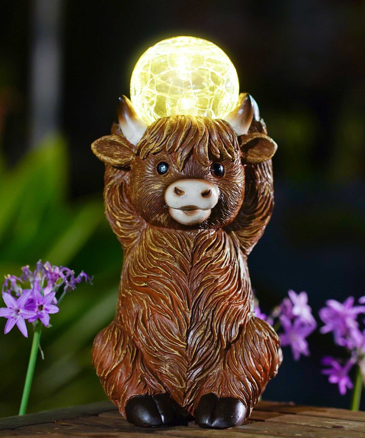 Nacome Solar Highland Cow Garden Decor - Outdoor Statues with Bubble Ball Balcony Lown Patio Porch Sculptures Front Yard Art for Outside - Birthday Gifts for Mom Grandma Women(Brown)