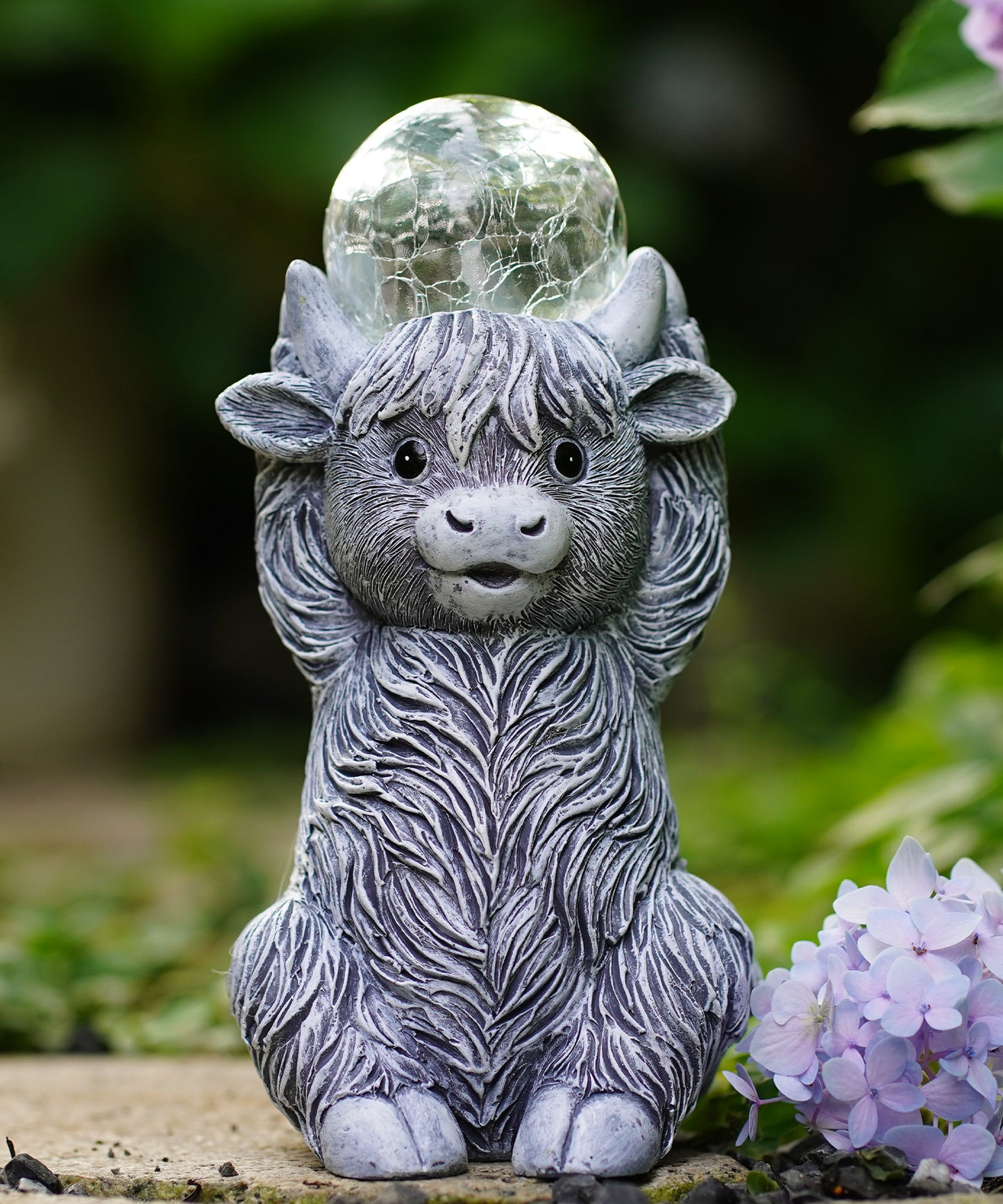 Nacome Solar Highland Cow Garden Decor - Outdoor Statues with Bubble Ball Balcony Lown Patio Porch Sculptures Front Yard Art for Outside - Birthday Gifts for Mom Grandma Women(Grey)